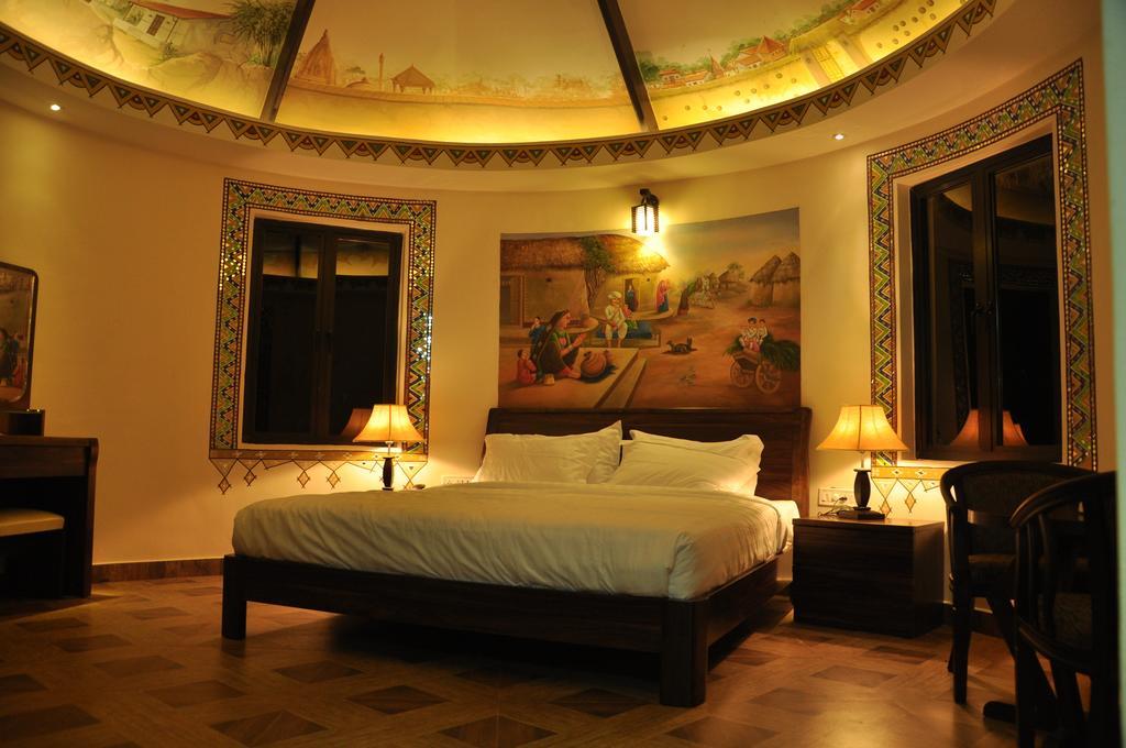 Seven Sky Clarks Exotica Hotel Bhuj Room photo